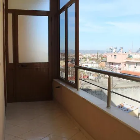 Bledi's Comfy In New Blvd / Free Parking Апартаменты