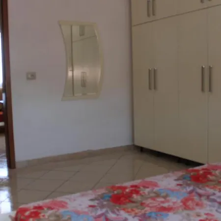 Bledi's Comfy In New Blvd / Free Parking Appartamento *